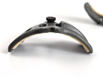 Satz Halteklammern für Umformer U5 ....Originallack,, Leichtmetall