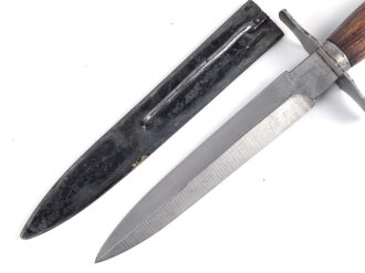 Frankreich 2.Weltkrieg Kampfmesser , Hersteller "  GONON 1941 " Unter deutscher Besatzung Hergestellt und so an Deutsche Soldaten in Norwegen ausgegeben. Guter Gesamtzustand
