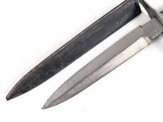 Frankreich 2.Weltkrieg Kampfmesser, Hersteller  " GONON 1941" Unter deutscher Besatzung Hergestellt und so an Deutsche Soldaten in Norwegen ausgegeben. Guter Gesamtzustand