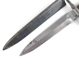 Frankreich 2.Weltkrieg Kampfmesser, Hersteller  " S.G.C.C" Unter deutscher Besatzung Hergestellt und so an Deutsche Soldaten in Norwegen ausgegeben. Guter Gesamtzustand