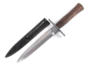 Frankreich 2.Weltkrieg Kampfmesser, Hersteller  "...