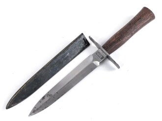 Frankreich 2.Weltkrieg Kampfmesser, Hersteller  " S.G.C.C" Unter deutscher Besatzung Hergestellt und so an Deutsche Soldaten in Norwegen ausgegeben. Guter Gesamtzustand