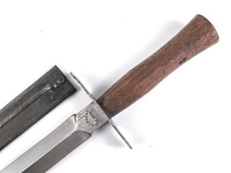 Frankreich 2.Weltkrieg Kampfmesser, Hersteller  " LE Vengeur " Unter deutscher Besatzung Hergestellt und so an Deutsche Soldaten in Norwegen ausgegeben. Guter Gesamtzustand