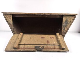 Kutschersitz eines Heeresfeldwagen der Wehrmacht. Guter Gesamtzustand, Originallack. Versand auf Palette oder Abholung