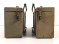 Paar Motorrad Packtaschen der Wehrmacht. Originallack, ungereinigt. Hersteller " Karl Baisch Autokoffer Fabrik Stuttgart Bad Cannstatt"