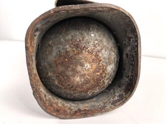 Schwerer "Kohlensäure Schneelöscher" datiert 1943. Guter Zustand, Originallack, ungereinigtes Stück.  Sehr schwer, vermutlich noch gefüllt. KEIN VERSAND