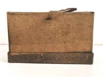 Transportkasten für WIFO Motorenöl Dosen der Wehrmacht.