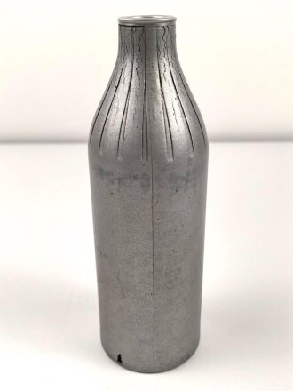 "Motoren- Oel der Wehrmacht" Original gefüllte Pappdose der Firma " WIFO"