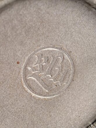 "Motoren- Oel der Wehrmacht" Original gefüllte Pappdose der Firma " WIFO"