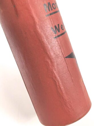 "Motoren- Oel der Wehrmacht"  rote Pappdose der Firma " WIFO"