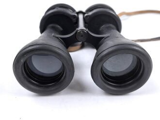 Kriegsmarine, Doppelfernrohr DF 7 x 50 , Hersteller beh. Sehr guter Zustand, die Gummiarmierung weich, Durchsicht leicht verunreinigt. Der Behälter aus Ersatzmaterial in gutem Zustand