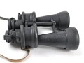 Kriegsmarine, Doppelfernrohr DF 7 x 50 , Hersteller beh. Sehr guter Zustand, die Gummiarmierung weich, Durchsicht leicht verunreinigt. Der Behälter aus Ersatzmaterial in gutem Zustand