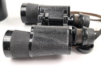 Kriegsmarine, Dienstglas 7 x 50 , Hersteller blc. Glasklare Durchsicht, keine Strichplatte. Gummiringe weich. Gehälter ebenfalls in sehr gutem Zustand, lediglich der Trageriemen mit Altersspuren.