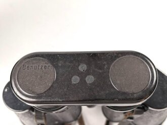 Kriegsmarine, Dienstglas 7 x 50 , Hersteller blc. Glasklare Durchsicht, keine Strichplatte. Gummiringe weich. Gehälter ebenfalls in sehr gutem Zustand, lediglich der Trageriemen mit Altersspuren.