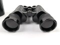 Kriegsmarine, Dienstglas 7 x 50 , Hersteller blc. Glasklare Durchsicht, keine Strichplatte. Gummiringe weich. Gehälter ebenfalls in sehr gutem Zustand, lediglich der Trageriemen mit Altersspuren.
