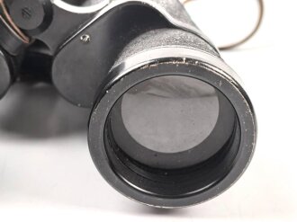 Dienstglas 7 x 50 Wehrmacht, Hersteller bmk. Guter Gesamtzustand, rechts Durchsicht leicht neblig, Strichplatte deutlich,