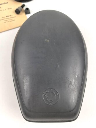 Notek " Wehrmacht Tarnscheinwerfer für Kraftfahrzeuge" Ungebraucht, vollständig, in der originalen Umverpackung inklusive der " Betriebs- und Einbauvorschrift"