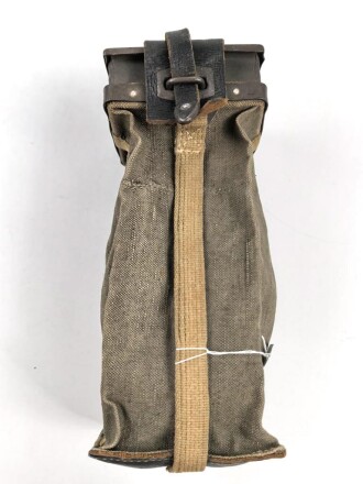MG34/42 Gurtsack für Fahrzeuge , sehr guter Zustand,