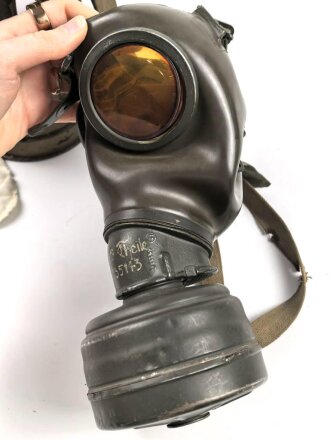 Original getarnte Gasmaskendose Modell 1938 der...