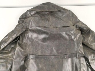 Schwerer Gasschutzanzug , Jacke und Hose aus weichem Gummi, Hersteller Continental. Ein Hosenträger fehlt, sonst guter Zustand