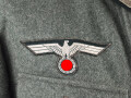 Feldbluse Modell 1936 für einen Angehörigen des Heeres. Ungetragenes Kammerstück von 1939, Brustadler und Kragenspiegel original vernäht, Im Bereich der linken Brust einige kleine Löcher , sonst einwandfrei