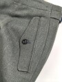 Sturmgeschütz Hose für Angehörige des Heeres. Eigentumstück aus italienischem Tuch, in sehr gutem Zustand