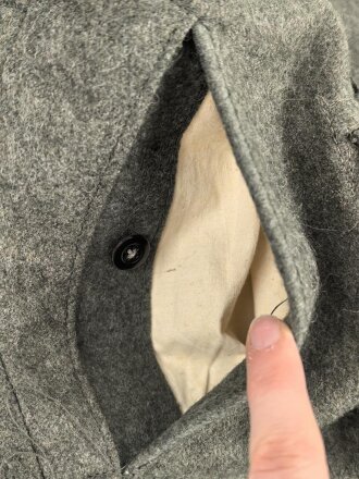 Waffen SS, Hose für Mannschaften Modell 1943. Ungetragenes Kammerstück in sehr gutem Zustand