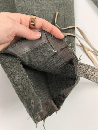 Waffen SS, Hose für Mannschaften Modell 1943. Ungetragenes Kammerstück in sehr gutem Zustand