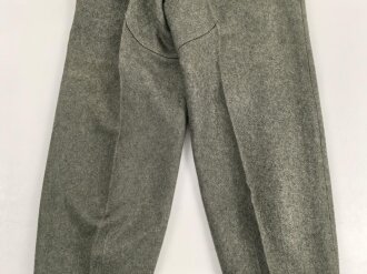 Waffen SS, Hose für Mannschaften Modell 1943. Ungetragenes Kammerstück in sehr gutem Zustand