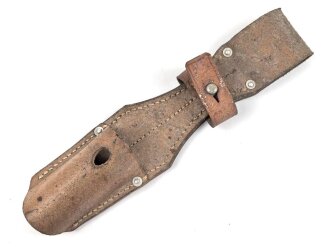 Koppelschuh zum Seitengewehr M84/98 für k98 der Wehrmacht. Ungeschwärztes Stück, datiert 1940