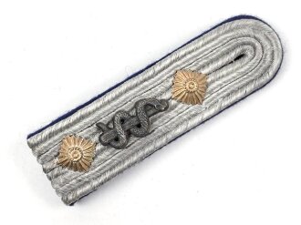 Heer, Einzelnes Schulterstück für einen Offizier im Sanitätswesen