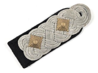 Heer, einzelnes Schulterstück für einen Oberst der Pioniere