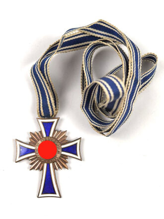 Ehrenkreuz der Deutschen Mutter in bronze an langem Band