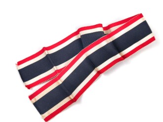 Kriegsverdienstkreuz 2. Klasse mit Schwertern ,ein Band beiliegend