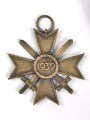 Kriegsverdienstkreuz 2. Klasse mit Schwertern ,ein Band beiliegend