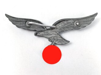 Luftwaffe, Adler für eine Schirmmütze für Mannschaften, Zink, ein Splint fehlt