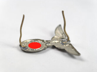 SA, Mützenadler für die Schaftmütze, Buntmetall, das Hakenkreuz vollständig geschwärzt