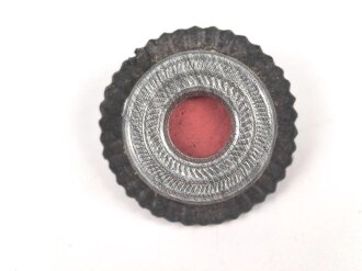 Kaiserreich, 1. Weltkrieg und frühe Wehrmacht. 4 x Kokarde für eine Schirmmütze, alle leicht defekt