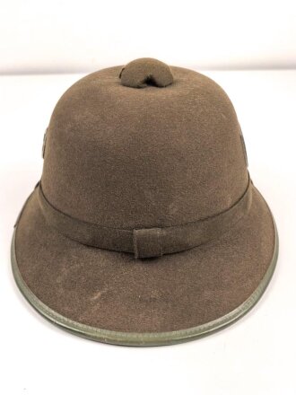 Tropenhelm für Angehörige des Heeres. Guter Gesamtzustand, Kopfgrösse 54,  Ausführung in Filz, datiert 1942