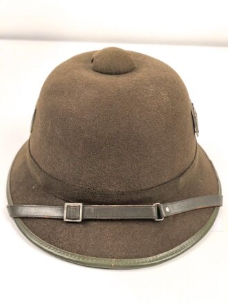 Tropenhelm für Angehörige des Heeres. Guter Gesamtzustand, Kopfgrösse 54,  Ausführung in Filz, datiert 1942