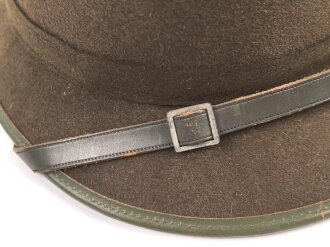 Tropenhelm für Angehörige des Heeres. Guter Gesamtzustand, Kopfgrösse 54,  Ausführung in Filz, datiert 1942