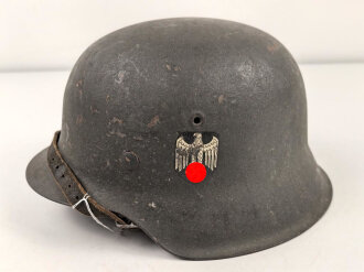 Heer, Stahlhelm Modell 1942. In allen Teilen original und...