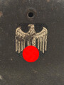 Heer, Stahlhelm Modell 1942. In allen Teilen original und zusammengehöriges Stück, das Hakenkreuz vollständig erhalten. Herssteller ckl 64. Ungereinigtes Stück
