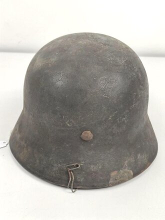 Heer, Stahlhelm Modell 1940. In allen Teilen original und zusammengehöriges Stück des Obergefreiten Bothe. Ungereinigt, Hersteller nicht lesbar, Glockengrösse 64