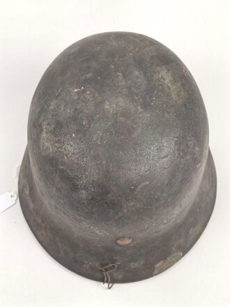 Heer, Stahlhelm Modell 1940. In allen Teilen original und zusammengehöriges Stück des Obergefreiten Bothe. Ungereinigt, Hersteller nicht lesbar, Glockengrösse 64