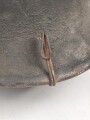 Heer, Stahlhelm Modell 1940. In allen Teilen original und zusammengehöriges Stück des Obergefreiten Bothe. Ungereinigt, Hersteller nicht lesbar, Glockengrösse 64