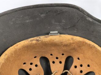 Heer, Stahlhelm Übergangsmodell Reichswehr / frühe Wehrmacht. In allen Teilen original und zusammengehöriges Stück, Ungereinigt, ET64