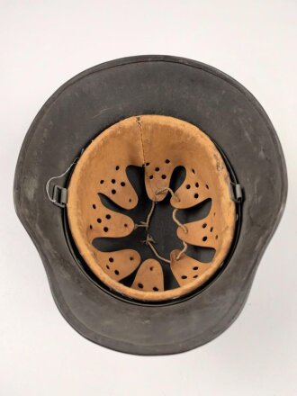 Heer, Stahlhelm Übergangsmodell Reichswehr / frühe Wehrmacht. In allen Teilen original und zusammengehöriges Stück, Ungereinigt, ET64