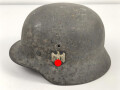 Heer, Stahlhelm Modell 1940. In allen Teilen original und zusammengehöriges Stück , das Hakenkreuz zu 99% erhalten. Ungereinigt, EF64