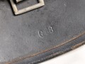 Luftwaffe, Stahlhelm Modell 1935. In allen Teilen original und zusammengehörig,  das Hakenkreuz zu 100%  erhalten. Ungereinigt, Hersteller Q68